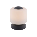 Moderne, runde Tischlampe mit weißem Glas und schwarzem Sockel, stilvolle LED-Leuchte für Wohnzimmer.