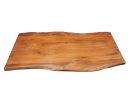 Massive Holzplatte aus Akazie mit natürlicher Baumkante, glatter Oberfläche und einzigartiger Maserung.