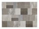 Moderner Teppich mit Patchwork-Muster in Beige, Braun und Grau, verschiedene geometrische Designs.