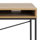 Moderner Schreibtisch aus Holz und Metall, rechteckige Tischplatte, offenes Fach, minimalistisches Design.