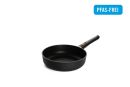 Schwarze, PFAS-freie Bratpfanne mit Griff auf weißem Hintergrund, geeignet für gesundes, nachhaltiges Kochen.