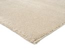 Webteppich Melanie Beige 80 x 300 cm Beiger Teppich mit weicher, flauschiger Oberfläche und abgerundeter Ecke auf weißem Hintergrund.