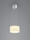 Moderne, runde Pendelleuchte mit weißem Lampenschirm, minimalistisch, an grauer Decke montiert.