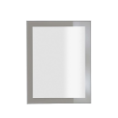 Rechteckiger Wandspiegel mit silbernem Rahmen, modernes Design, ideal für Wohnzimmer oder Badezimmer.