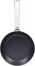 Antihaft-Pfanne aus Edelstahl mit langem Griff, schwarze Beschichtung, ideal zum Braten und Kochen.
