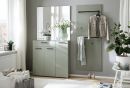 Modernes Garderobenset in Grau mit Spiegel, Hakenleiste, Ablage und Schrank für Flur oder Eingangsbereich.