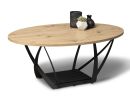 Ovaler Couchtisch aus Holz mit schwarzem Metallgestell, dekoriert mit Vasen und Kerze, modernes Design.