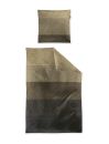 Bettwäsche-Set mit Kissen und Decke in braunen Streifen, modernes Design, hochwertige Baumwolle.