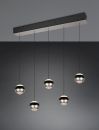 Moderne Pendelleuchte mit fu00fcnf runden, silbernen Lampenschirmen, minimalistisch, Design-Beleuchtung.