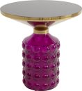 Runder Beistelltisch mit goldener Platte und violettem, gepunktetem Glasfuß im modernen Design.