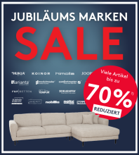 Banner zum Jubiläums-Marken-SALE bei Möbel RIEGER: Rotes SALE-Highlight mit bis zu 70 % Rabatt auf viele Markenartikel, abgebildet mit einem hellgrauen Ecksofa und Logos beliebter Möbelmarken . Details zum Rabatt siehe unten stehenden Text.