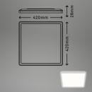 Quadratische LED-Deckenleuchte, Maße 420x420x28 mm, flaches Design, energiesparend, neutralweißes Licht.