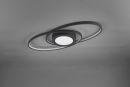 Moderne LED-Deckenleuchte mit runden, schwarzen Metallringen und zentralem Licht, minimalistisch an der Decke.