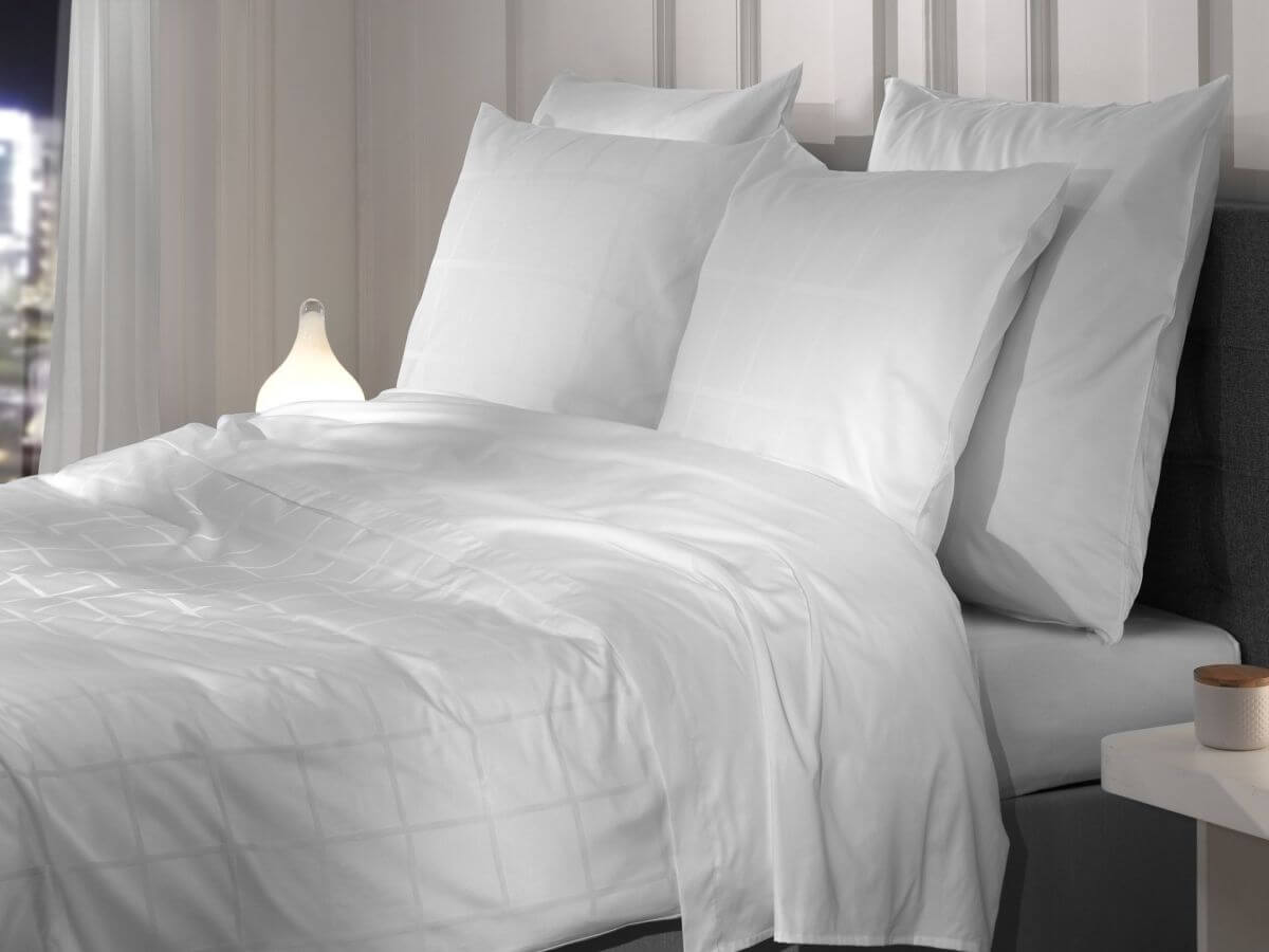 Bettwäsche Diamante 200x200-2x80x80cm White Bettwäsche Diamante 200x200-2x80x80cm White
