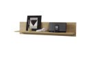 Holzregal mit Sanduhr, Kopfhörer, Lautsprecher und abstraktem Bild an weißer Wand, modernes Wohnzimmer-Dekor.