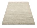 Beiger Hochflor-Teppich rechteckig, weiche Oberfläche, moderner Wohnzimmerteppich, gemütliche Wohnraumdekoration
