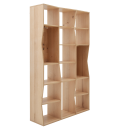 Modernes, offenes Holzregal mit asymmetrischem Design und mehreren Fächern zur stilvollen Aufbewahrung.