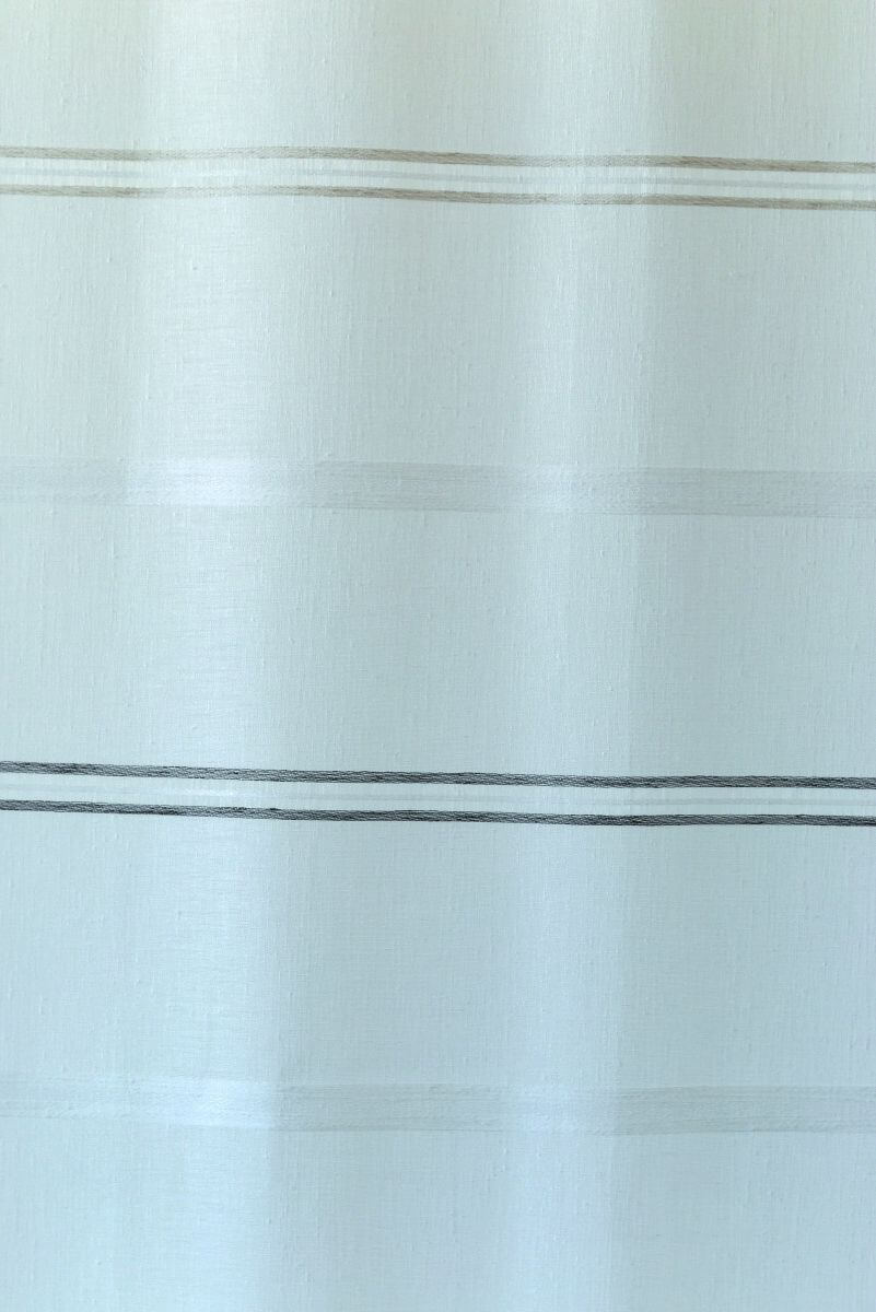 Vorhang mit verdeckten Schlaufen Vorhang mit verdeckten Schlaufen