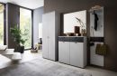 Moderner, grauer Aktenschrank mit zwei schwarzen Schubladen und zwei Türen, Büromöbel, Stauraum-Lösung.